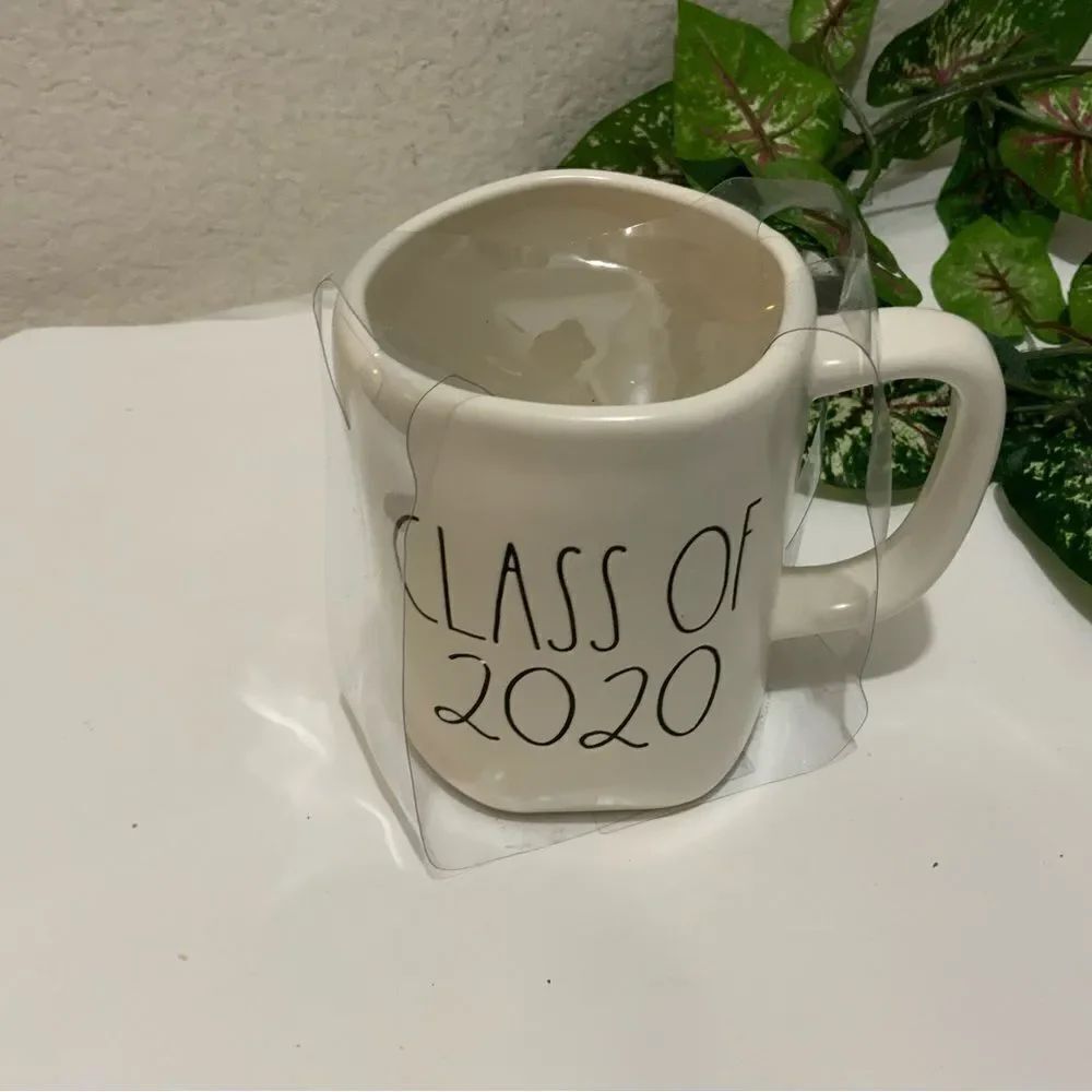 Rae Dunn Class of 2020 Coffee Mug